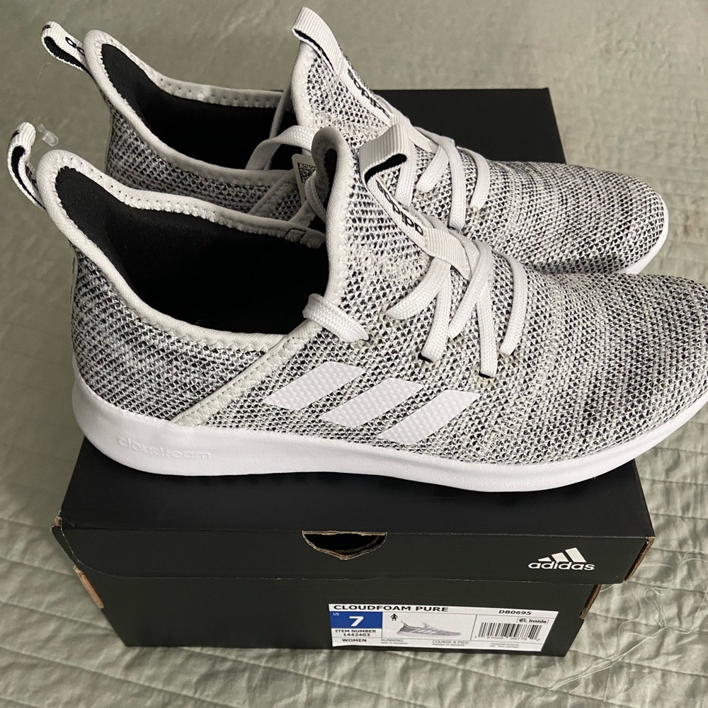 Adidas Cloudfoam Pure womens shoes NEW IN BOX size 7